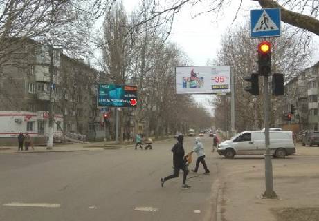 Білборд, Бігборд (Борд)  B у Одесі, 3x6  Варненськая вул., 4 - Героїв Крут вул. (Валентини Терешкової) Фото 1