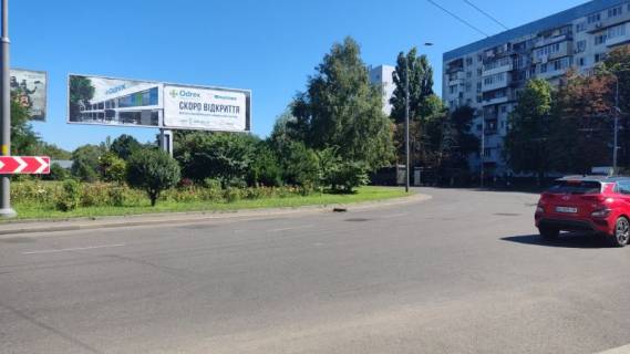 Билборд A в Одессе, 3x12  Деревянко пл. - Ріхтера вул. (колиш. Щорса вул.) фото 1