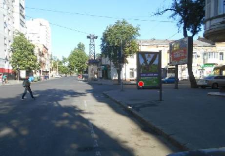 Ситилайт B в Одессе, 1.8x1.2  М. Арнаутська вул., 60 - Катериниська вул. фото 1