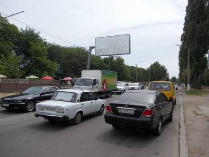 Билборд B в Одессе Князя Володимира Великого просп.(Добровольського просп.) №114/2 рынок "Северный" В фото 1