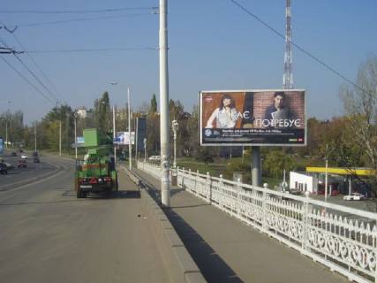 Білборд, Бігборд (Борд)  A у Одесі, 3x6  Разумовська вул. - Балківська вул., Центральний автовокзал, міст, з центру Фото 1