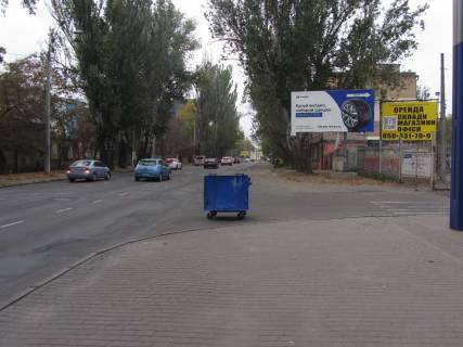 Билборд A в Одессе, 3x6  Головатого вул., біля автосалону фото 1