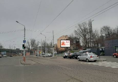 Video Billboard A in Odessa, 2.32x3.14  Hersons'kij skver, 1-z, (rozsirenna 480h336) - 499145 Photo 1
