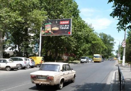 Билборд B в Одессе, 3x6  Варненська вул., 16/1 фото 1
