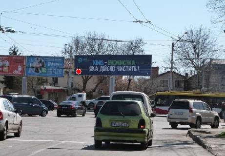 Билборд A в Одессе, 3x6  Люстдорфська дорога, 44 - Трибуни Героїв пл. (Толбухіна пл.) фото 1