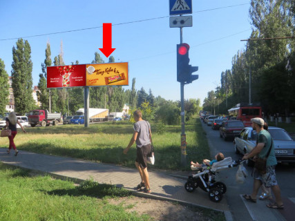 Билборд A в Одессе, 3x6  Небесної Сотні пр. (кол. Жукова пр.), 4В, роздільник, в центр, права фото 1