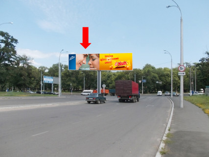 Билборд A в Одессе, 3x6  Балківська вул. / Владислава Домбровського вул. (Желябова)., роздільник, з боку Желябова вул., ліва фото 1