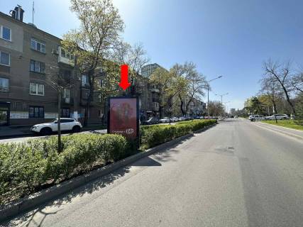 Ситилайт A в Одессе, 1.8x1.2  Лесі Українки просп. (Гагаріна просп.). / Шевченка пр., роздільник, №2, до Сегедської вул. фото 1