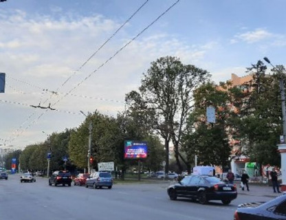 Video Billboard + in Chernivtsi, 2.3x3.14  Героїв Майдану (Червоноармійська) вул., 77 (розширення 480х336) - 655363 Photo 1