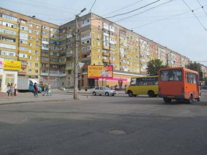 Билборд B в Васильевке, 3x6  Вокзальна вул. (Жовтневої Революції вул.), 20/1 (ринок "Босфор") фото 1