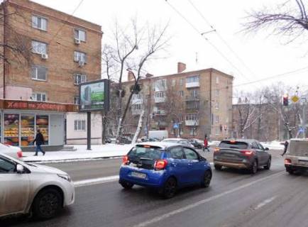 Бэклайт B в Киеве, 2.3x3.14  Деревлянська вул. (Якіра вул.), 12/42, навпроти фото 1
