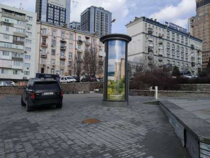 Ситилайт A в Киеве Велика Васильківська вул. (Червоноармійська)., 103  (WC) - Євгена Коновальця вул. (Щорса) фото 1