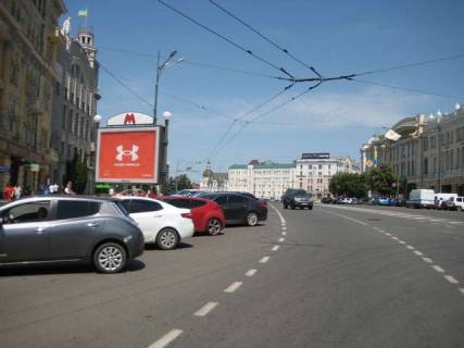 Citylight B in Vasylivka Konstitucii pl., 13 Photo 1