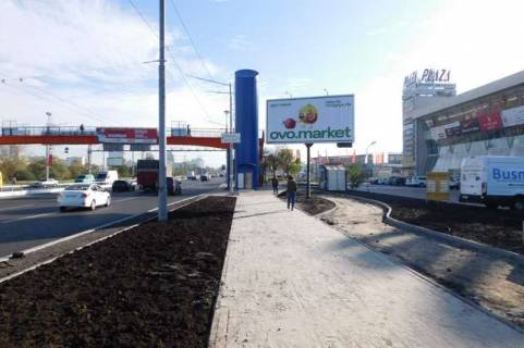 Призма A в Васильевке, 3x6  Бандери Степана просп. (Московський просп.) - Йорданська вул. (Лайоша Гавро вул.), ;№1 (в напр. Московського моста) - 421242 фото 1
