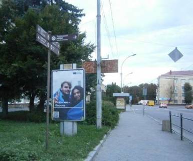 Ситилайт B в Тернополе, 1.2x1.8  Замкова вул., 14 фото 1