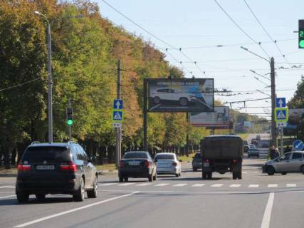 Призматрон, Призма A у Харкові просп. Героїв Харкова (Московський). - Харківських Дивізій вул., (призма) - 271464 Фото 1