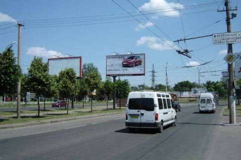 Билборд A в Васильевке, 3x6  Центральний просп. (Леніна просп.) - 10 Слобідська вул. (Луначарського вул.), (№2) фото 1