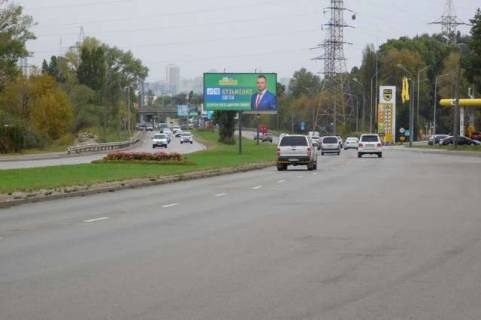 Билборд A в Васильевке, 3x6  Богатирська вул., розподілювач - Лугова вул., розподілювач (в направл. ст.метро "Петрівка") фото 1