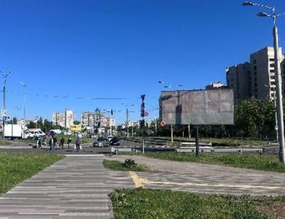 Билборд B в Киеве, 3x6  Івана Дзюби вул. (Сім’ї Сосніних)., 23 фото 1