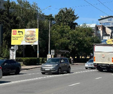 Скроллер B в Черновцах, 2.3x3.14  Головна вул., 162 (Чернівці скроли) - 668611 фото 1