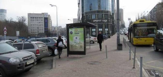 Нестандарт B в Киеве, 1.2x1.8  Лесі Українки бульв., 1  (бізнес центр "Парус")_зупинка громадського транспорту (у напрямку  Лесі Українки пл.) фото 1