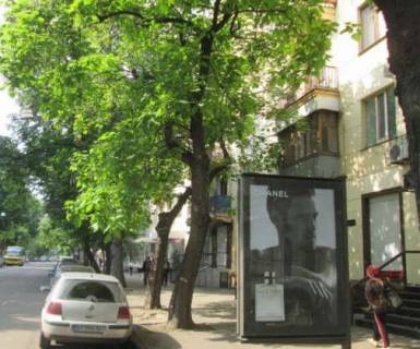 Ситилайт A в Одессе, 1.2x1.8  Європейська вул. (Катерининська)., 34/36 фото 1