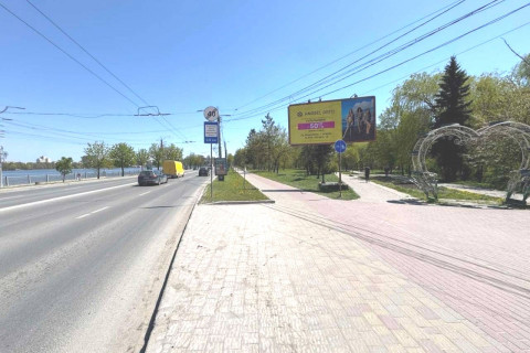 Билборд A в Тернополе, 3x6  Гетьмана Мазепи вул., (парк Сопільче (Топільче)) - Руська вул. фото 1
