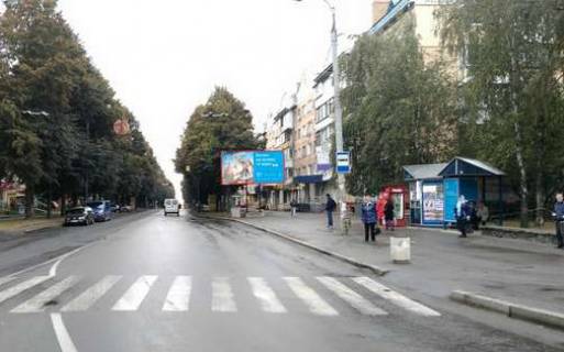 Билборд A в Ровно, 3x6  Бандери Степана вул., 65 фото 1