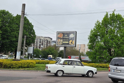 Скроллер A в Львове, 2.3x3.14  Вячеслава Чорновола просп., №2 - Варшавська вул. - 565445 фото 1