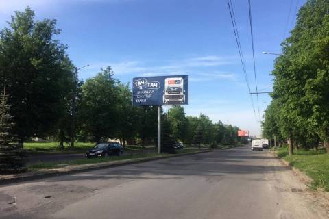 Билборд A в Луцке, 3x6  Яремчука Назарія (колишня Єршова) вул. , роздільник (2) фото 1