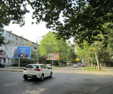 Билборд B в Одессе, 3x6  вул. Варненська, 5 фото 1