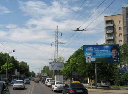 Билборд A в Одессе, 3x6  Космонавтів вул. - Академіка Філатова вул. фото 1