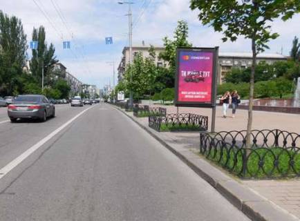 Сiтiлайт A у Києві, 1.2x1.8  Велика Васильківська вул. (Червоноармійська)., 121 Фото 1