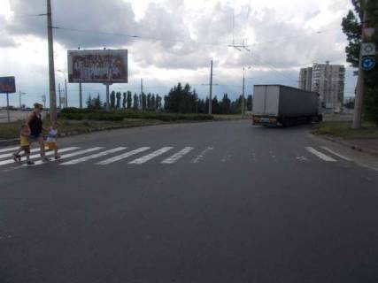 Билборд A в Васильевке, 3x6  30-річчя Перемоги вул. - Сумгаїтська вул., "Епіцентр" фото 1