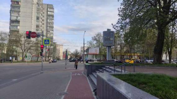 Бэклайт A в Чернигове Перемоги просп., 76 - Реміснича вул. (Комсомольська вул.) фото 1
