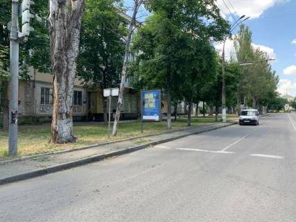 Бэклайт B в Херсоне Ушакова просп. - Залізнична вул. фото 1
