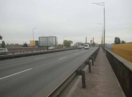 Призма A в Киеве, 3x6  Промислова вул., Південний міст; №3 (у напрямку Харківської пл. ) - 259216 фото 1