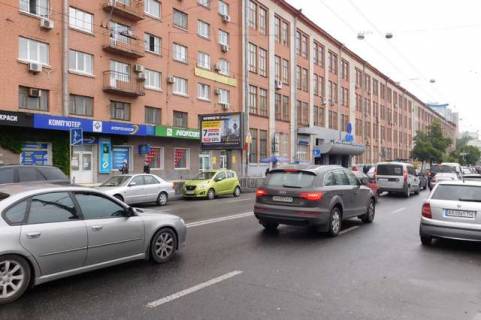 Scrolller, Scroll B in Vasylivka Illenka Uria st., st.metro"Luk'anovskaa": naprotiv zavoda im. Artema (v naav. Mihajlivs'koi pl.) - 422755 Photo 1