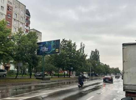 Білборд, Бігборд (Борд)  B у Івано-Франківську, 3x6  Івана Павла II (Будівельників) вул., 30 Фото 1
