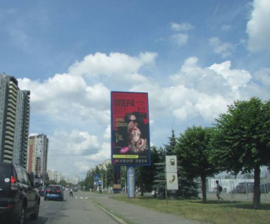 Бэклайт A в Киеве, 8x4  Харківське шосе, 179 - Братів Чибінєєвих вул. (Чернігівська) фото 1