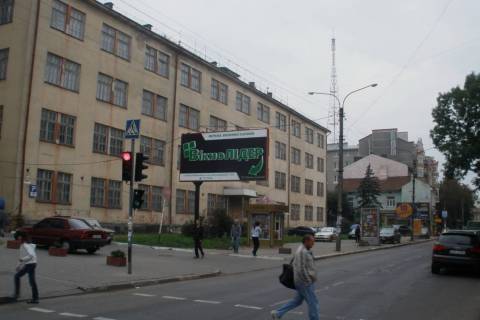 Білборд, Бігборд (Борд)  B у Василівці, 3x6  Січових Стрільців вул., 78 Фото 1