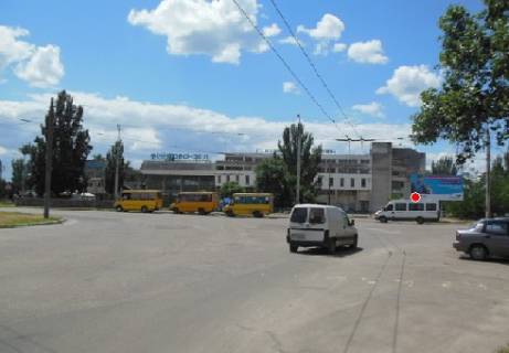 Билборд A в Херсоне, 3x6  Одеська пл., (З/Д переїзд) фото 1