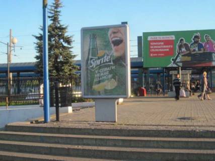 Бэклайт A в Львове, 1.2x1.8  Городоцька вул., 175 (ПОЛІТИКА НІ) фото 1
