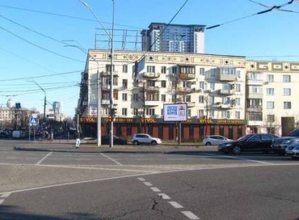 Видеоборд A в Киеве, 2.3x3.14  Берестейський просп., 9 з боку просп.Повітрофлотський (ТТ 6.8 484х352) - 390239 фото 1