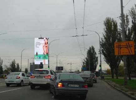 Видеоборд A у Києві, 8x4  Володимира Івасюка просп. (Героїв Сталінграда просп.),  2 Г, розподілювач (розширення 384х768) (у напрямку Гаванського мосту) - 616103 Фото 1