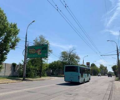 Білборд, Бігборд (Борд)  B у Херсоні, 3x6  Нафтовиків вул., 7 Фото 1