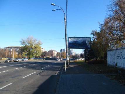 Призматрон, Призма A у Василівці, 3x6  Миколи Василенка вул. - Перемоги просп. (в напр. Дегтяревської  вул.) - 421245 Фото 1