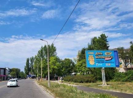 Билборд A в Запорожье, 3x6  Центральний бульв. - Патріотична вул., 49 - Леоніда Жаботинського вул. (Правди вул.) фото 1