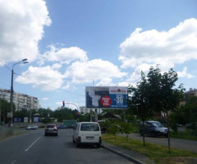 Призма A в Киеве, 3x6  Тростянецька вул., 12 - Дениса Антипова вул. (Славгородська) - 623951 фото 1
