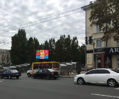 Видеоборд A в Чернигове, 2.3x3.14  Миру просп., 26 (розширення 480х336) - 661852 фото 1